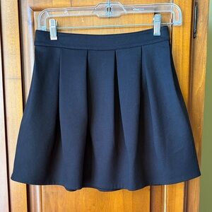 Black Aeropostale Black Pleated Skirt